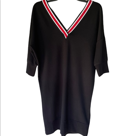 EXPRESS BODY CONTOUR V-NECK MINI DRESS - Picture 2 of 5